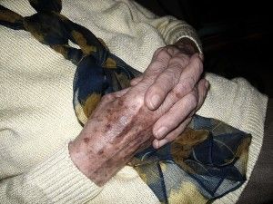 hands-102225_640
